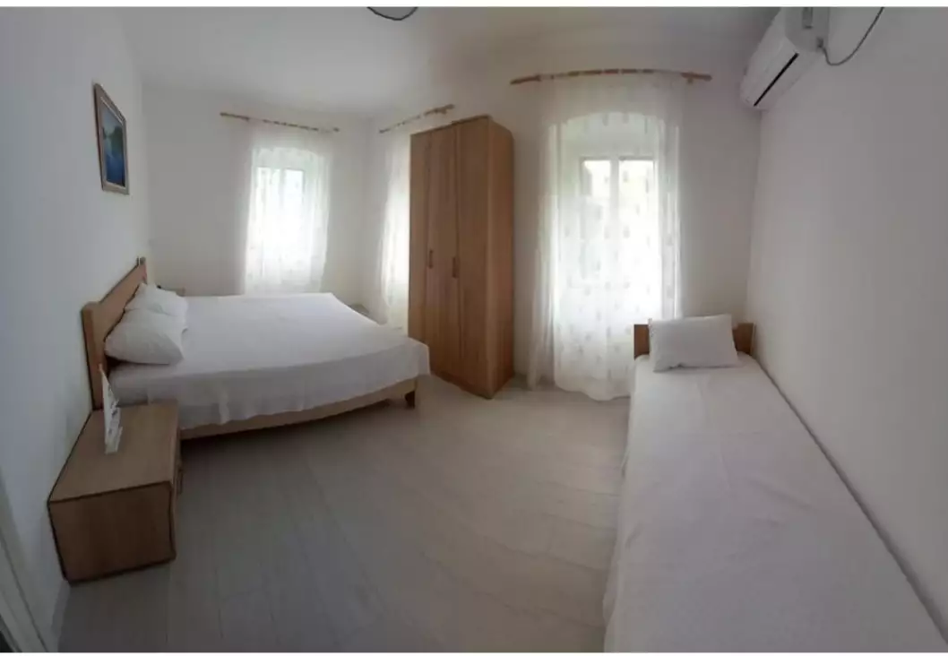 Дом 300м² в Черногории, Костаница. Стоимостью 1200000€ аренда фото-5