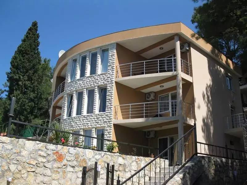Вилла 420м² в Черногории, Бар. Стоимостью 590000€ аренда фото-1