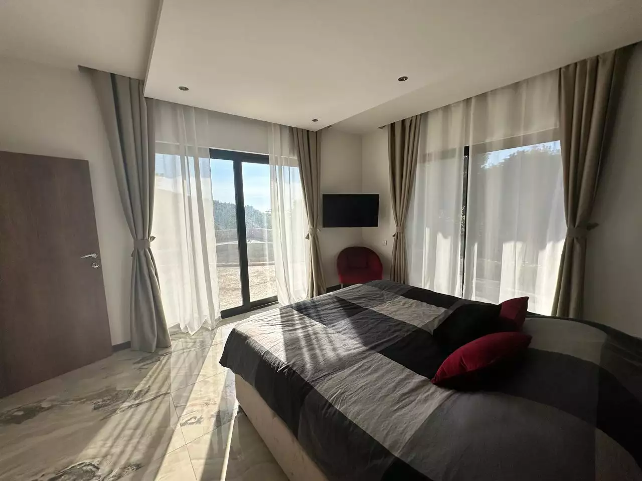 Вилла 250м² в Черногории, Утеха. Стоимостью 430000€ аренда фото-30