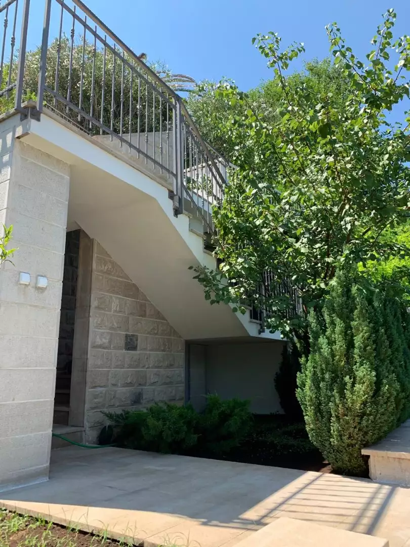 Вилла 230м² в Черногории, Херцег-Нови. Стоимостью 2300000€ аренда фото-27