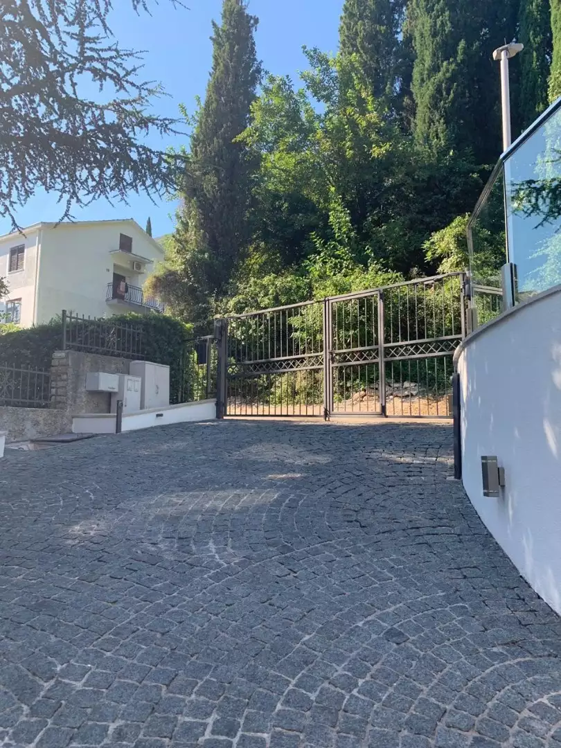 Вилла 230м² в Черногории, Херцег-Нови. Стоимостью 2300000€ аренда фото-36