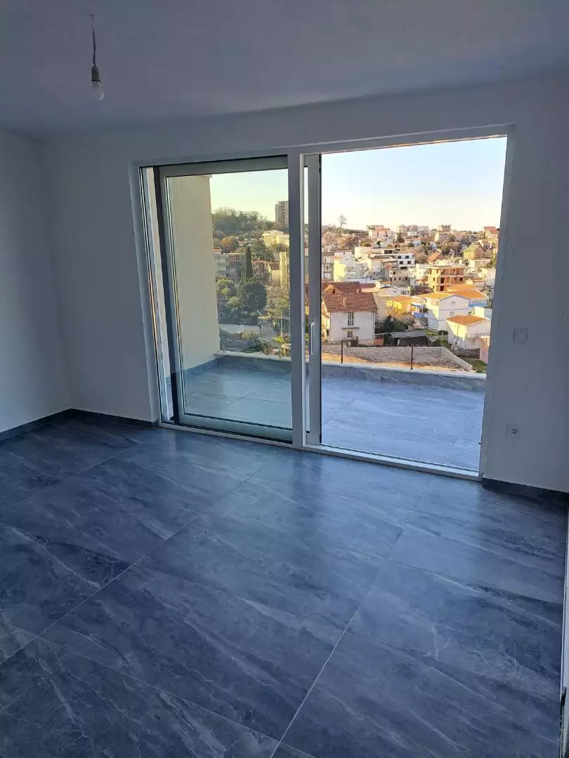 Квартира 56м² в Черногории, Добра Вода. Стоимостью 100000€ аренда фото-1