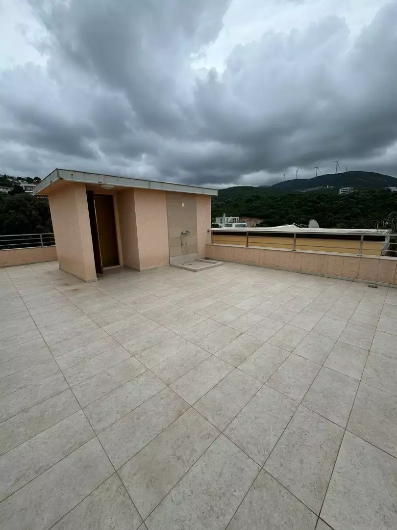 Вилла 282м² в Черногории, Утеха. Стоимостью 750000€ аренда фото-9