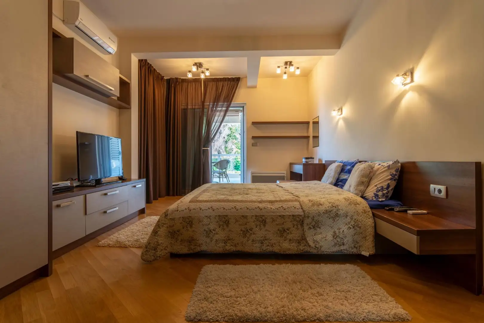 Вилла 267м² в Черногории, Тиват. Стоимостью 1200000€ аренда фото-3