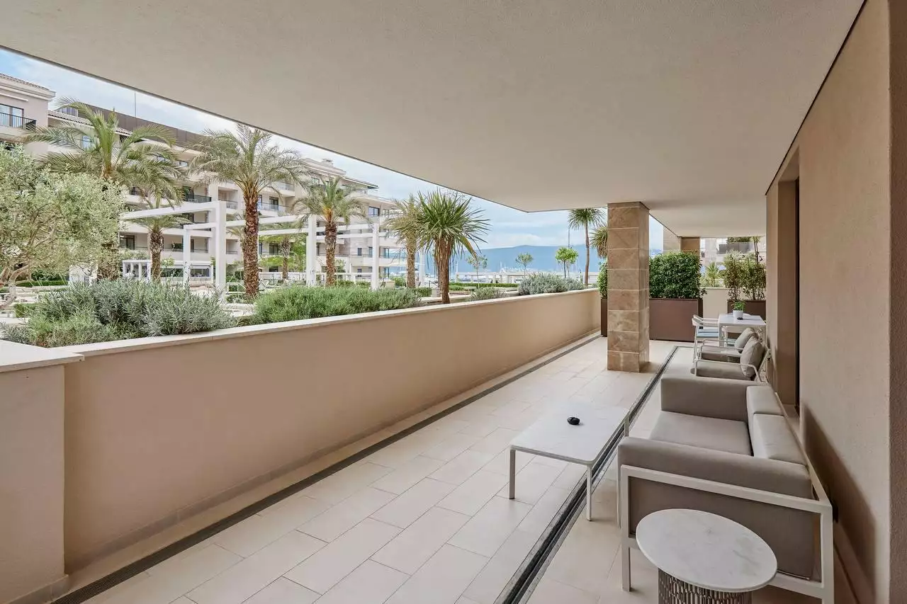 Квартира 192м² в Черногории, Тиват. Стоимостью 1680000€ аренда фото-3