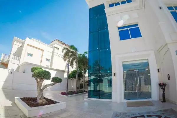 Вилла 465м² в ОАЭ, Абу-Даби. Стоимостью 9988620€ аренда фото-1