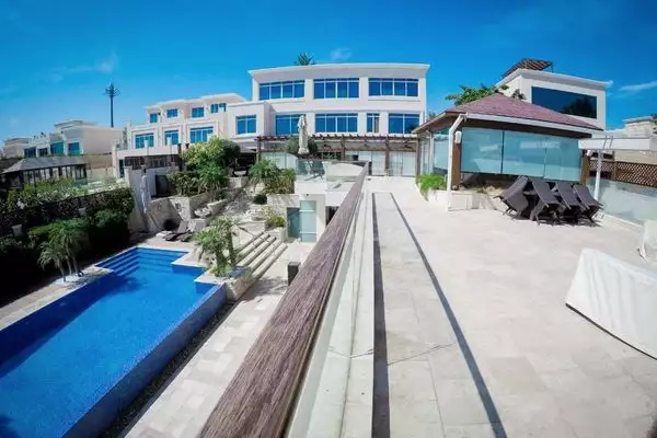 Вилла 465м² в ОАЭ, Абу-Даби. Стоимостью 9988620€ аренда фото-12
