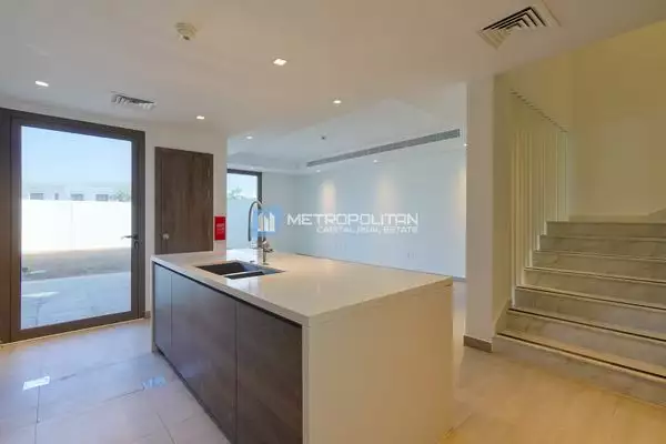 Таунхаус 217м² в ОАЭ, Абу-Даби. Стоимостью 749146€ аренда фото-11