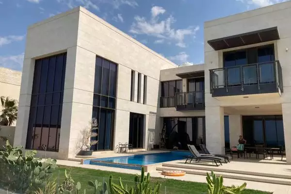 Вилла 849м² в ОАЭ, Абу-Даби. Стоимостью 9988620€ аренда фото-1