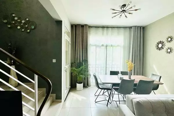 Таунхаус 127м² в ОАЭ, Абу-Даби. Стоимостью 237230€ аренда фото-2