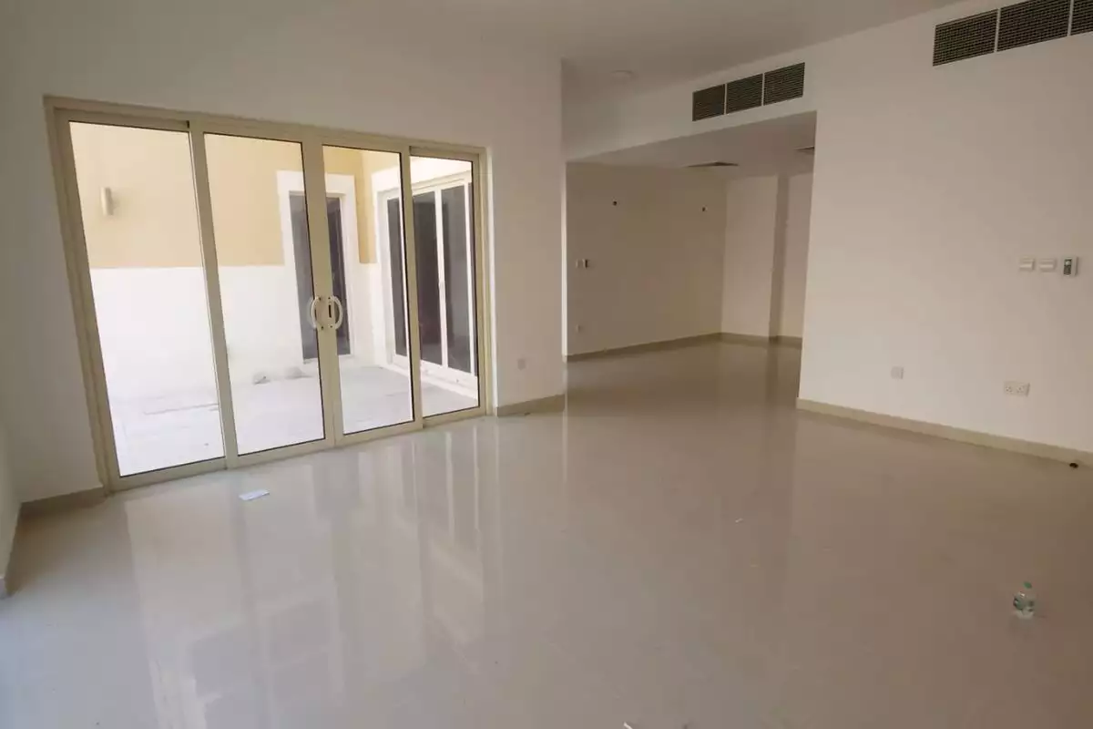 Таунхаус 301м² в ОАЭ, Абу-Даби. Стоимостью 692962€ аренда фото-2