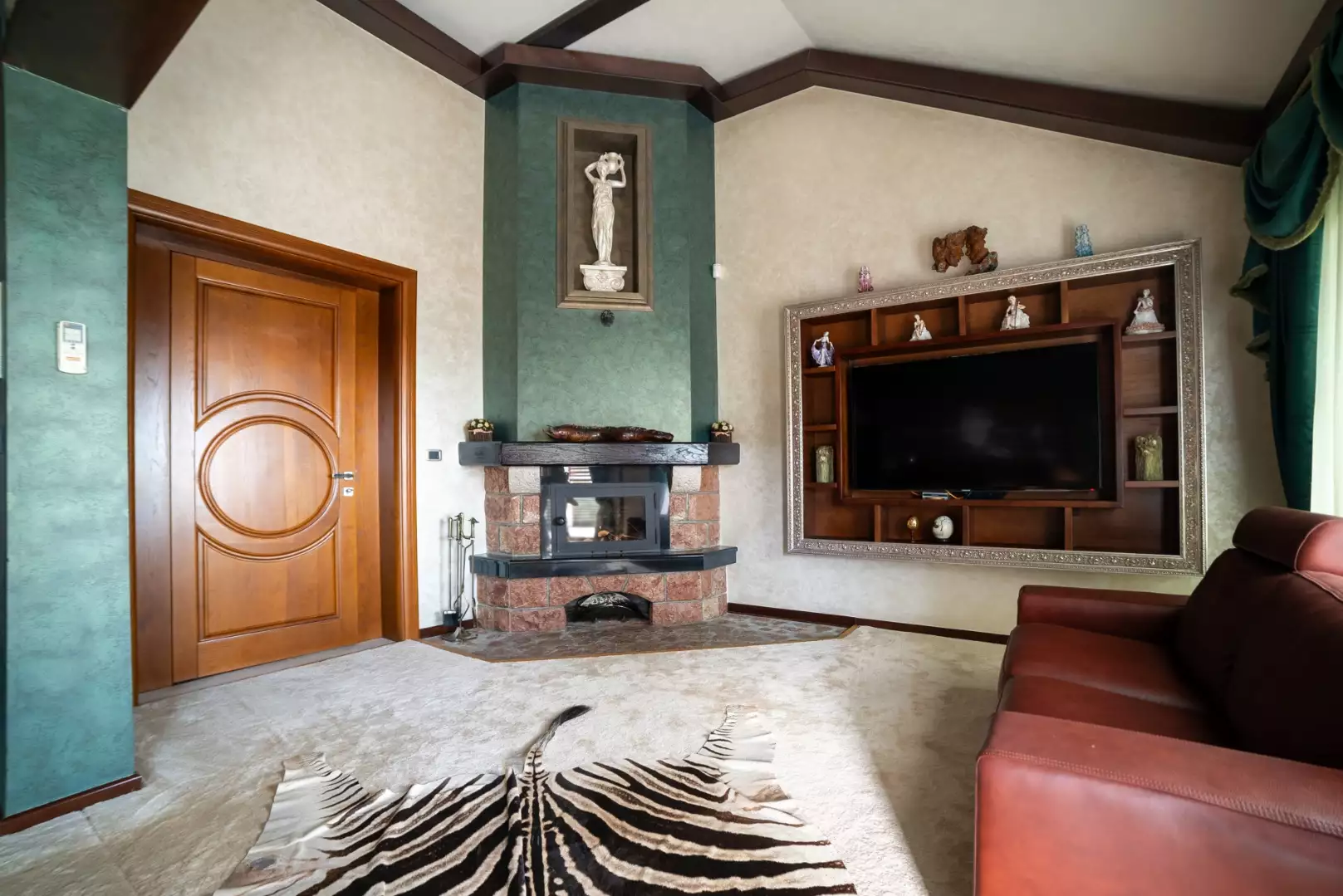 Отель, гостиница 435м² в Черногории, Бечичи. Стоимостью 3700000€ аренда фото-11