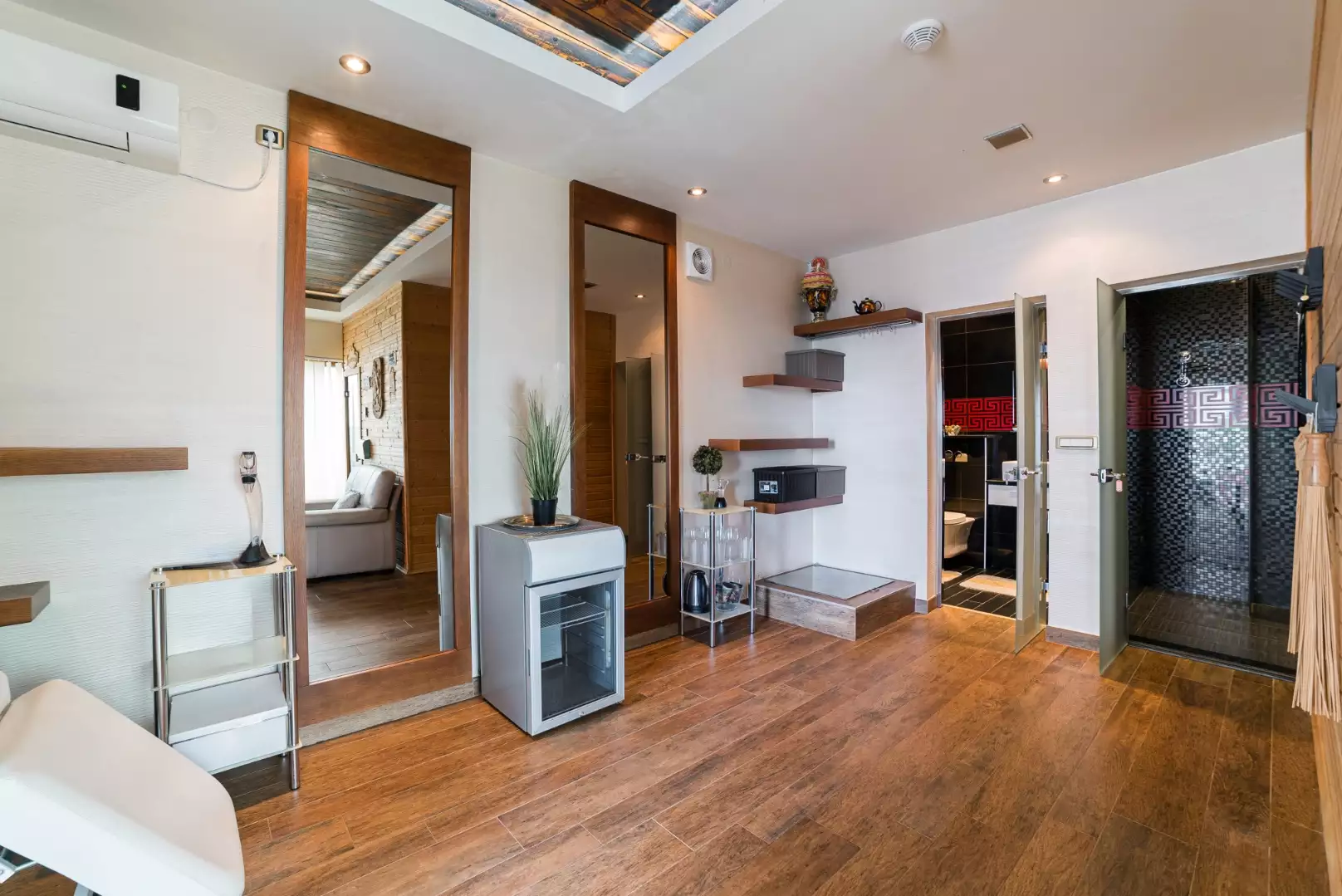 Отель, гостиница 435м² в Черногории, Бечичи. Стоимостью 3700000€ аренда фото-31