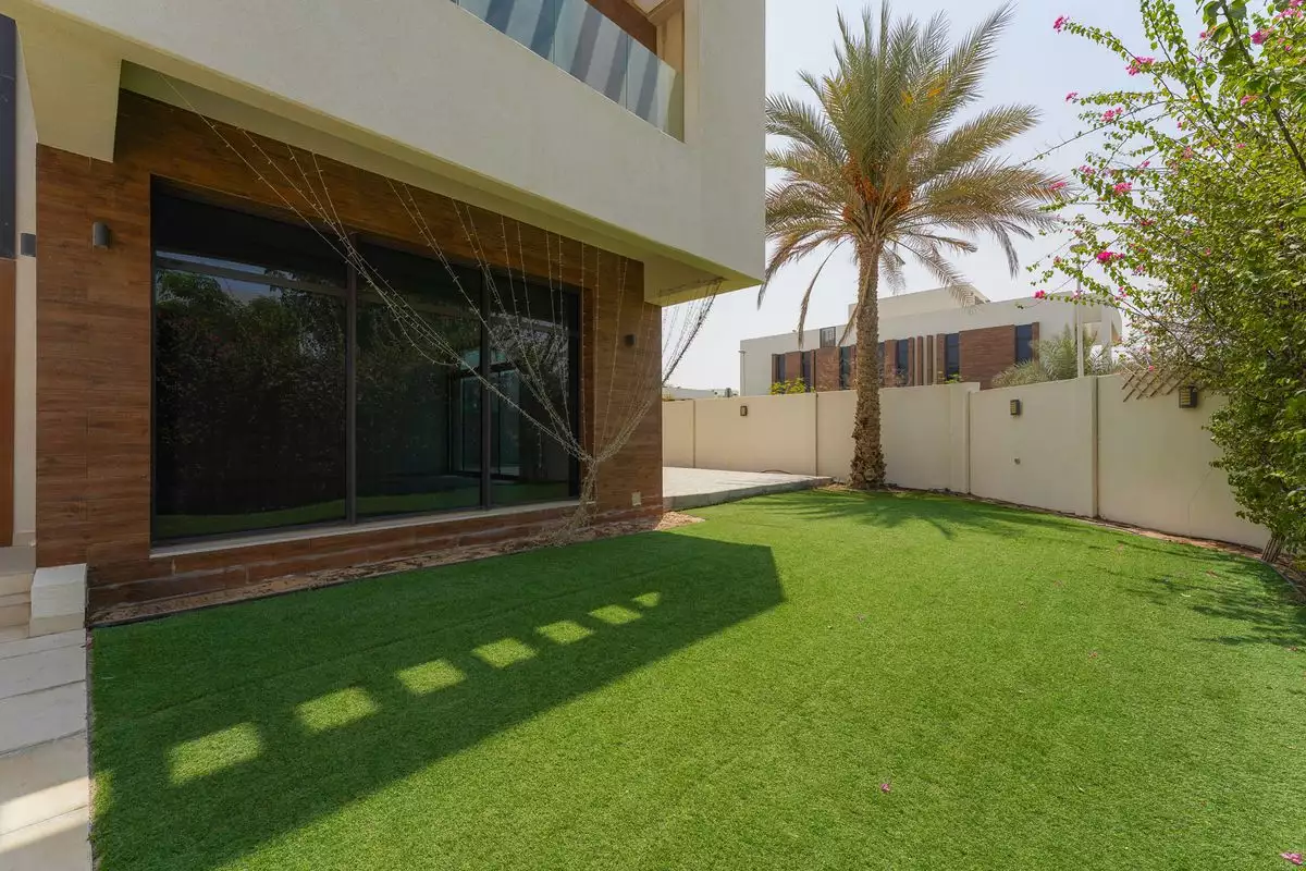 Вилла 734м² в ОАЭ, Абу-Даби. Стоимостью 1523265€ аренда фото-1