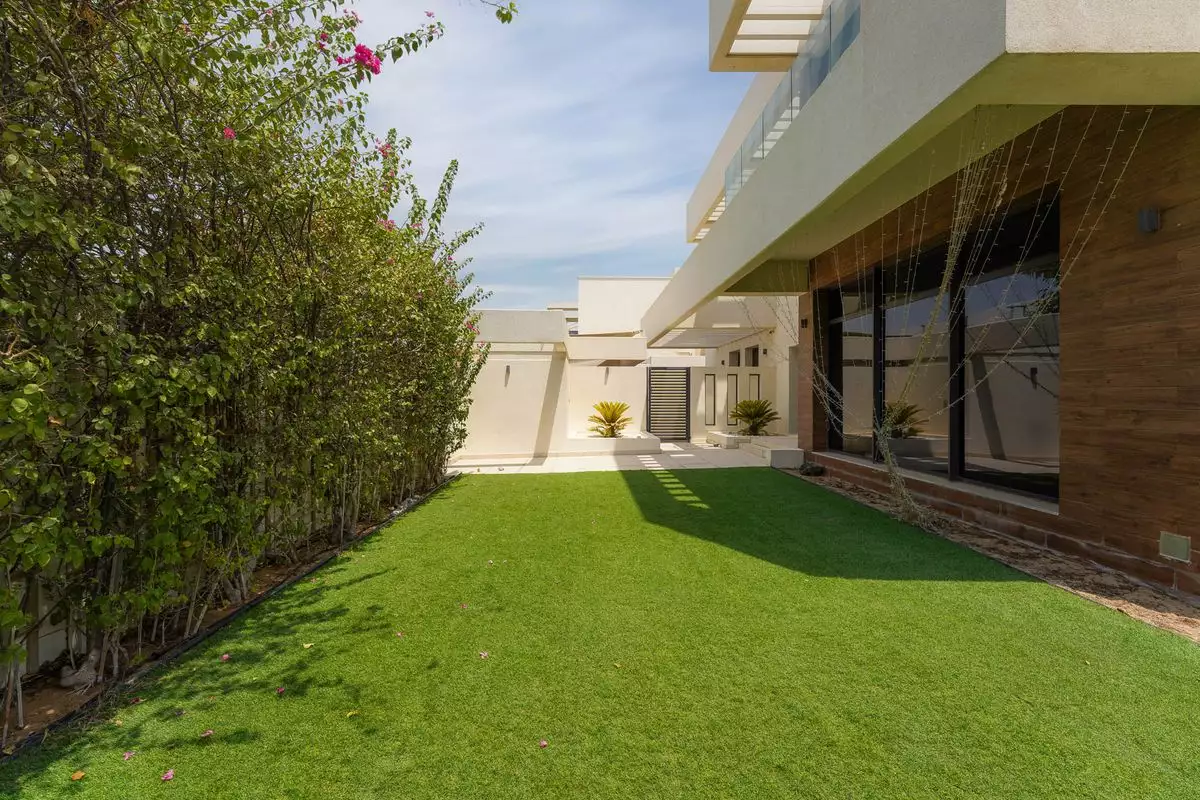 Вилла 734м² в ОАЭ, Абу-Даби. Стоимостью 1523265€ аренда фото-8