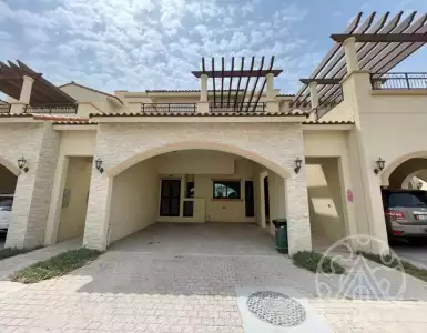 Купить таунхаус в ОАЭ 863120€