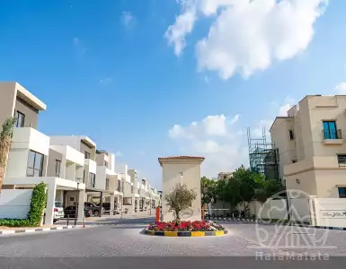 Купить таунхаус в ОАЭ 560784€