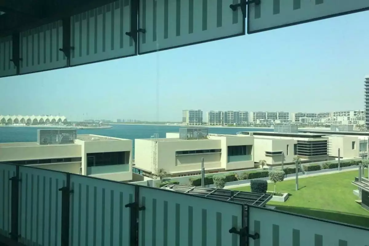 Квартира 219м² в ОАЭ, Абу-Даби. Стоимостью 853368€ аренда фото-1