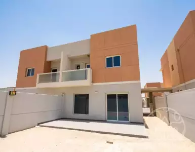 Купить таунхаус в ОАЭ 414493€