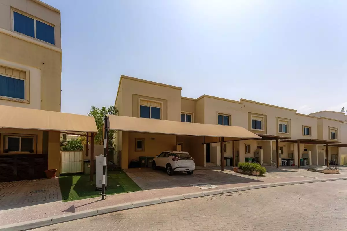 Вилла 266м² в ОАЭ, Абу-Даби. Стоимостью 536402€ аренда фото-1
