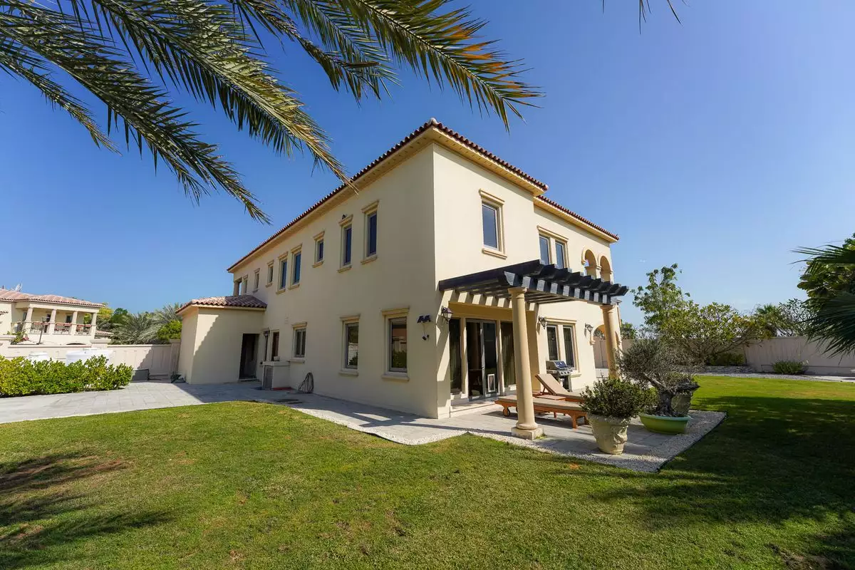 Вилла 526м² в ОАЭ, Абу-Даби. Стоимостью 3291561€ аренда фото-1