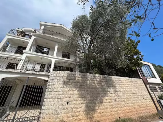 Вилла 358м² в Черногории, Будва. Стоимостью 850000€ аренда фото-9