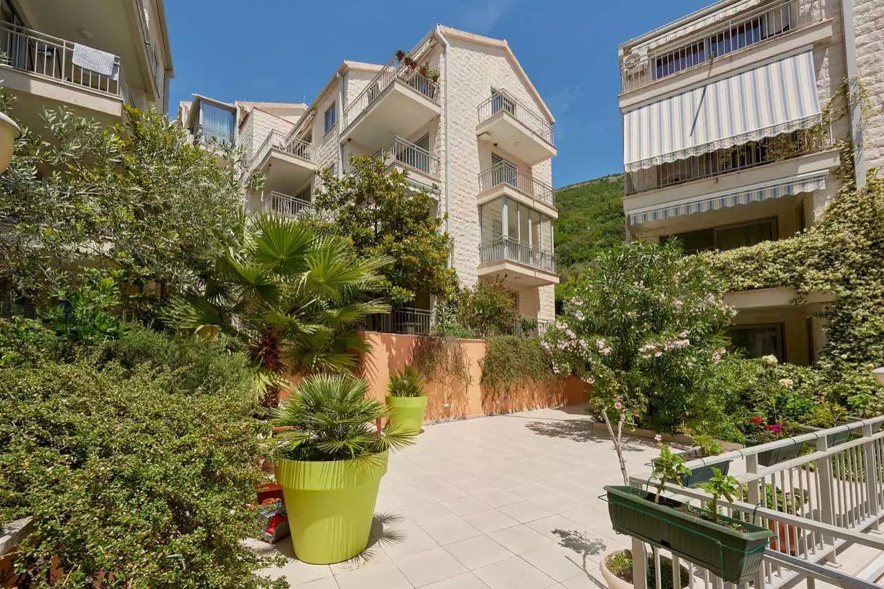 Квартира 68м² в Черногории, Петровац. Стоимостью 165000€ аренда фото-6