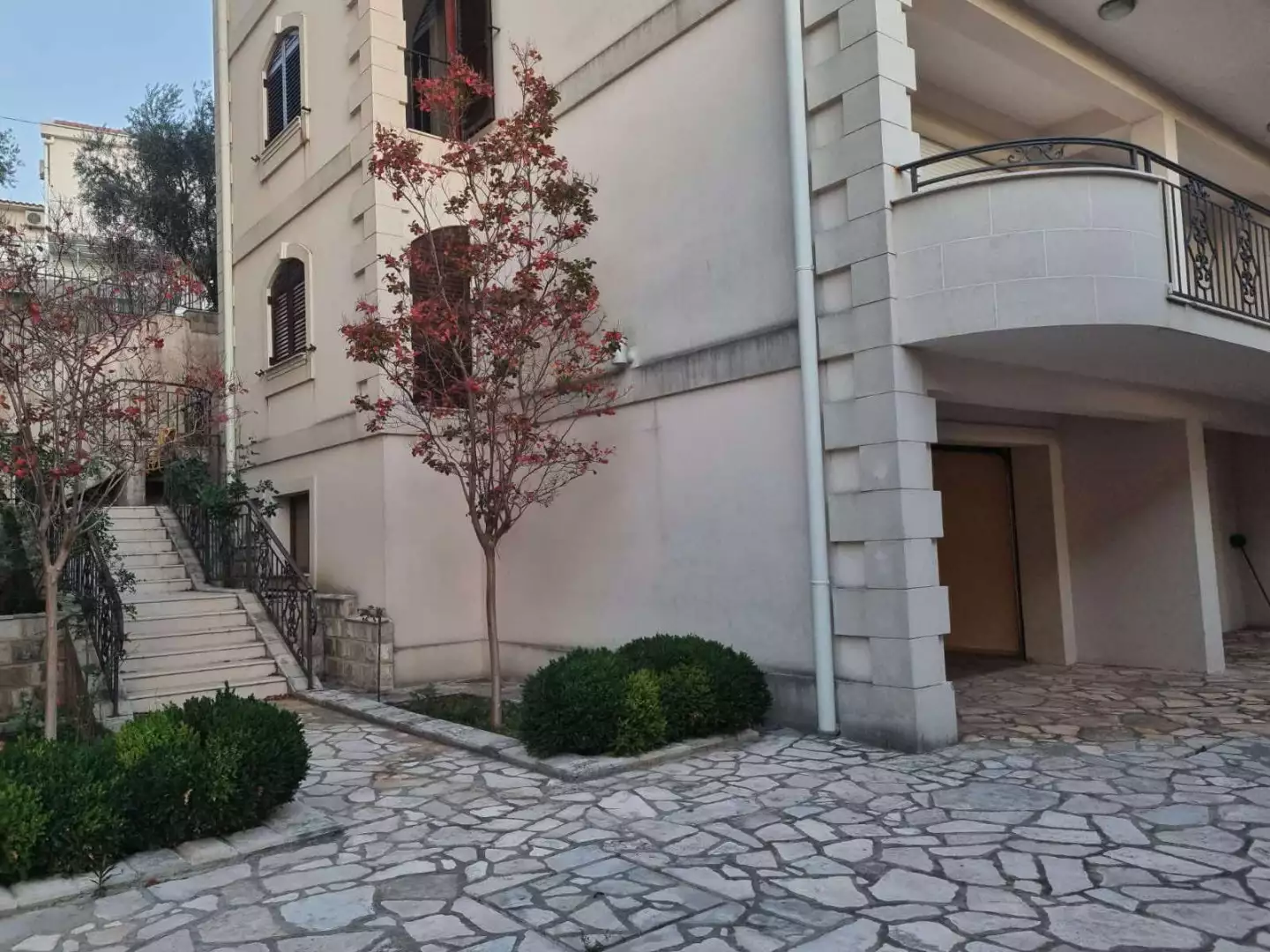 Квартира 113м² в Черногории, Петровац. Стоимостью 390000€ аренда фото-3