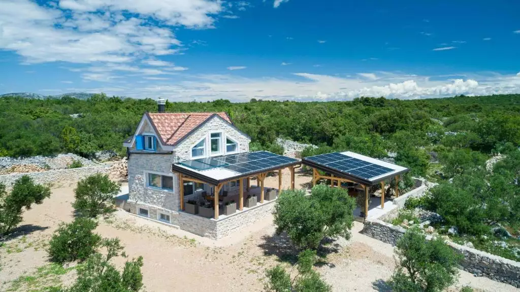 Дом 67м² в Хорватии, Пакоштане. Стоимостью 1300000€ аренда фото-6