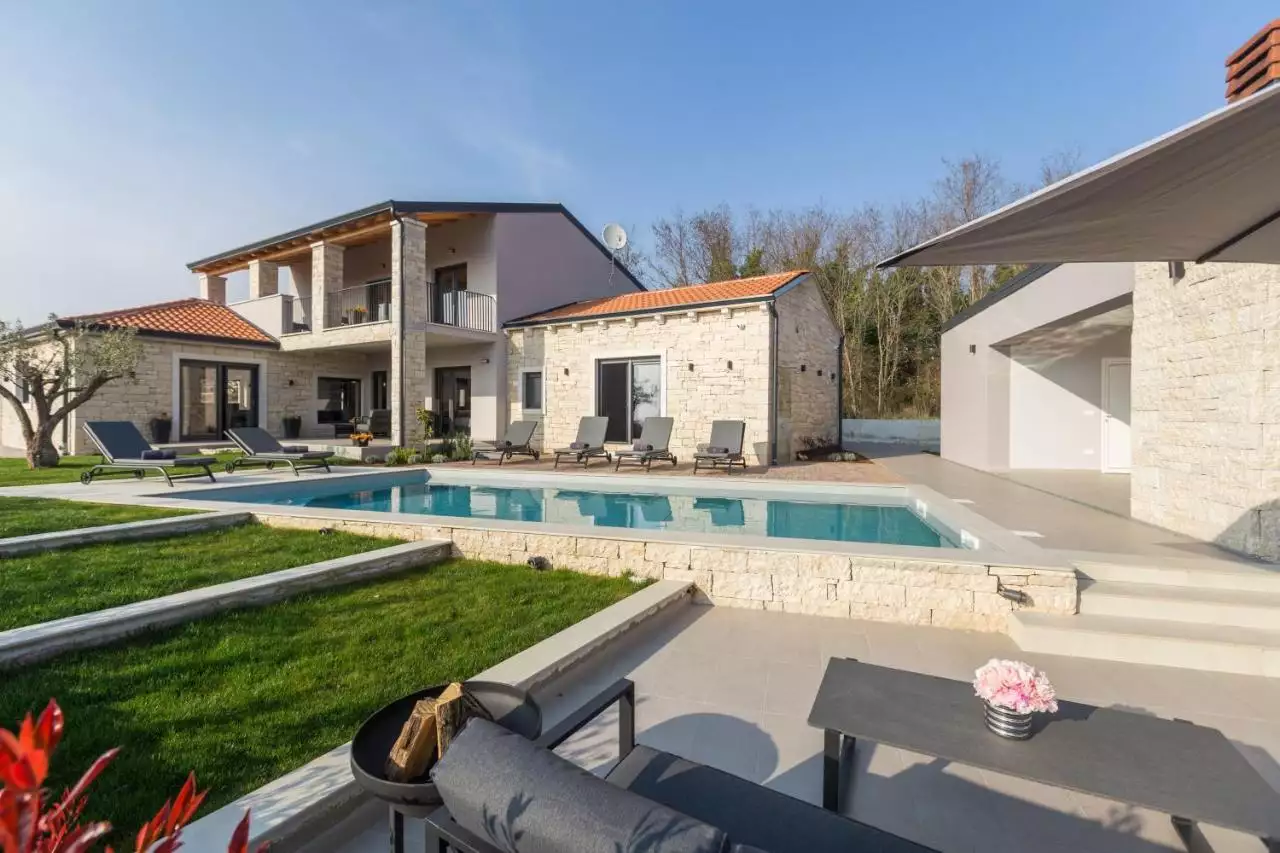 Дом 300м² в Хорватии, Радетичи. Стоимостью 1200000€ аренда фото-7