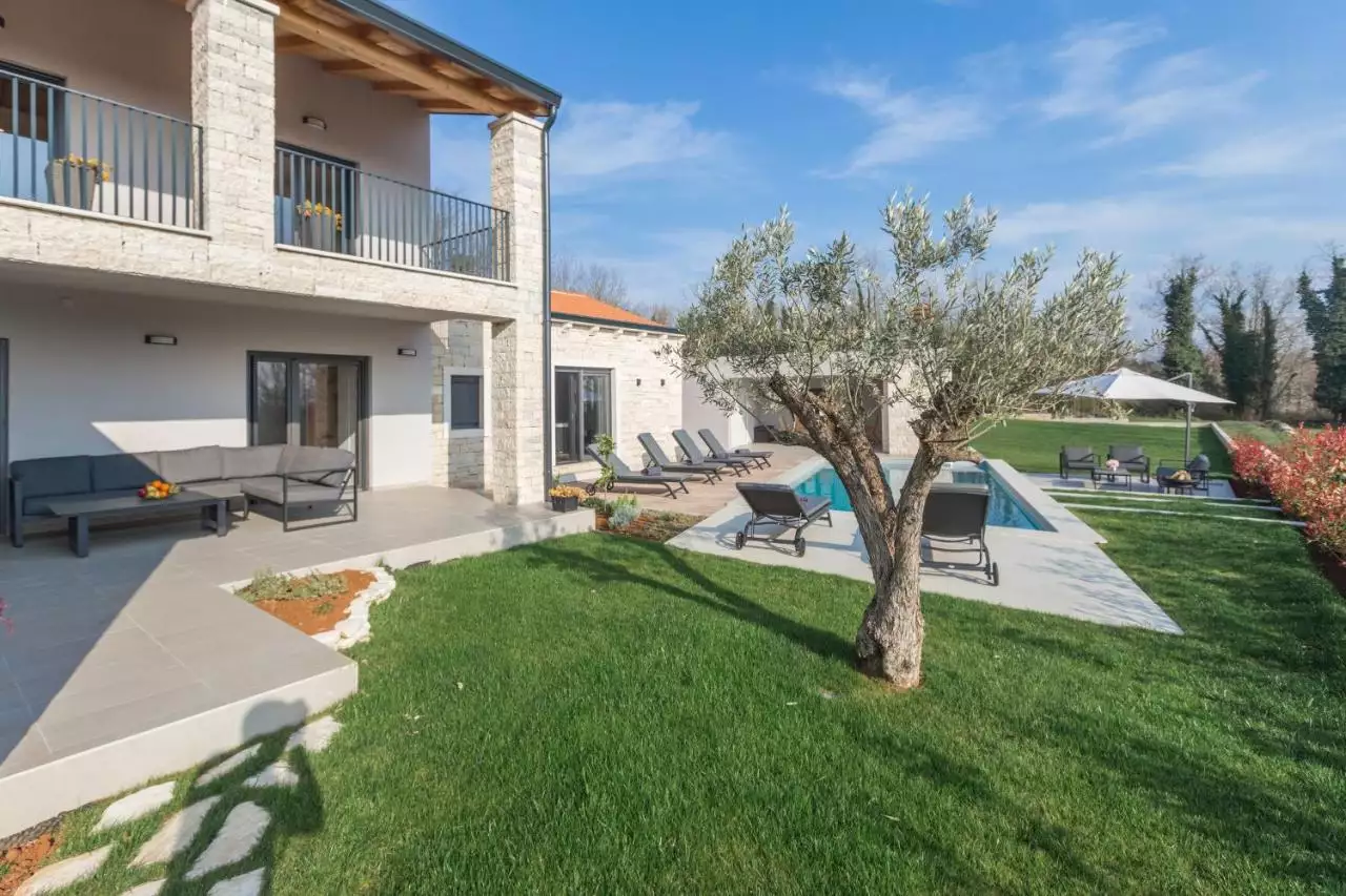 Дом 300м² в Хорватии, Радетичи. Стоимостью 1200000€ аренда фото-10