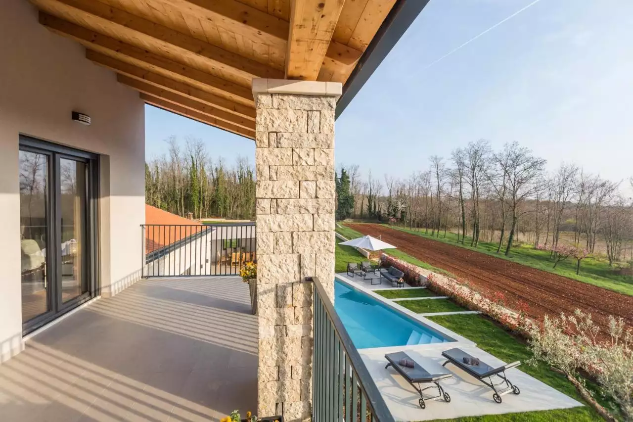 Дом 300м² в Хорватии, Радетичи. Стоимостью 1200000€ аренда фото-31