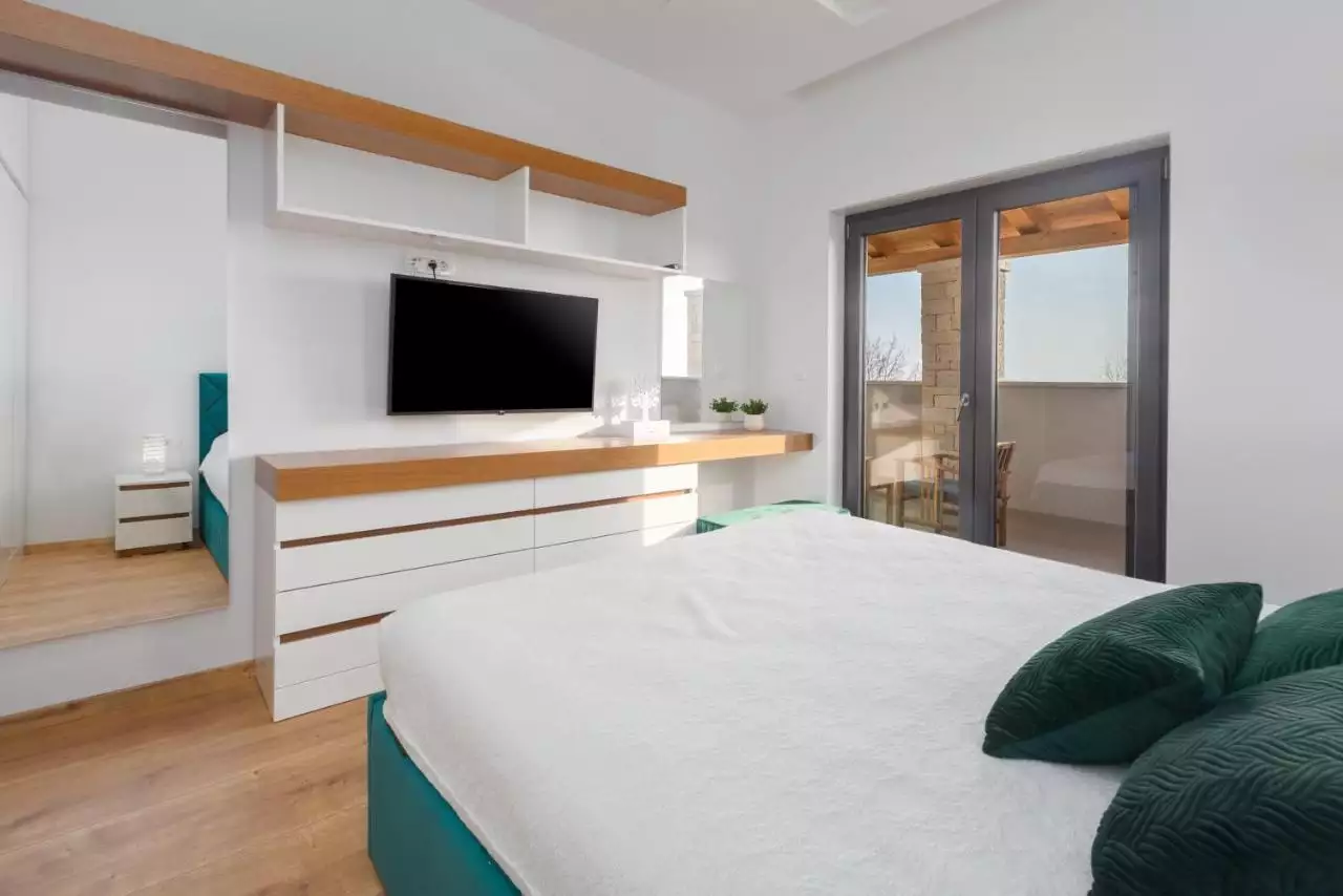 Дом 300м² в Хорватии, Радетичи. Стоимостью 1200000€ аренда фото-33