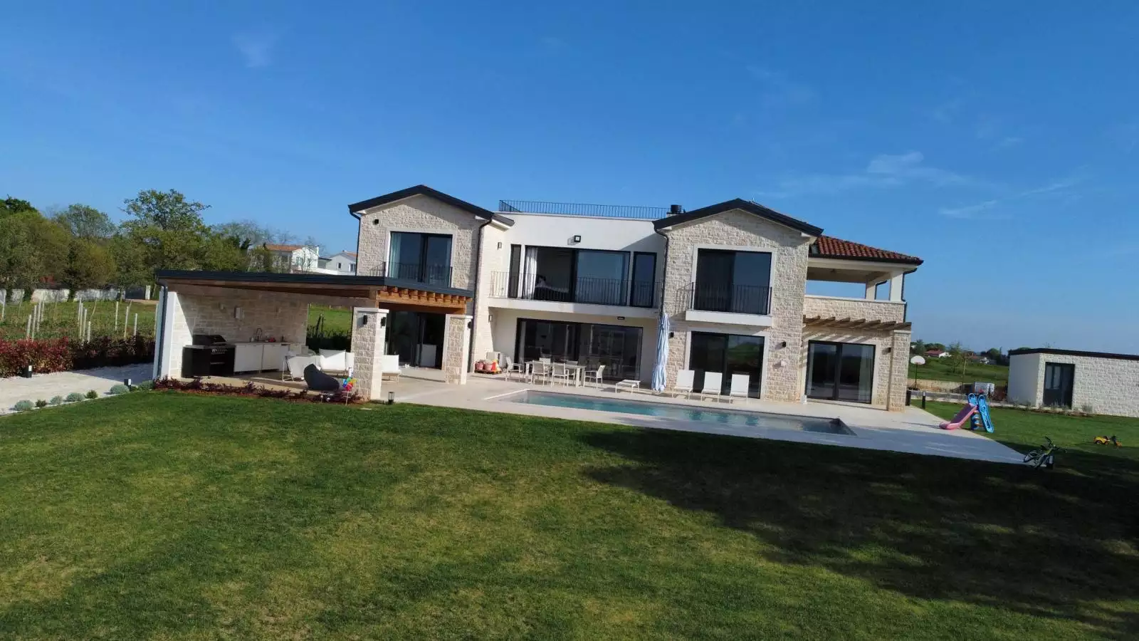 Вилла 500м² в Хорватии, Каштелир. Стоимостью 2500000€ аренда фото-5