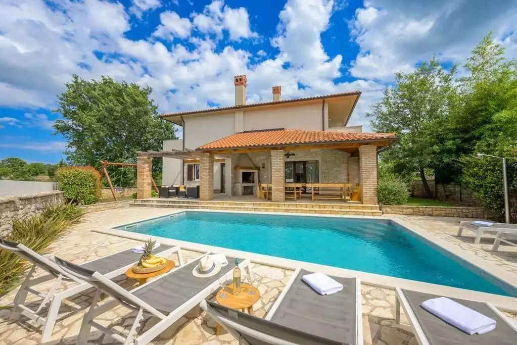 Вилла 250м² в Хорватии, Балэ. Стоимостью 920000€ аренда фото-1