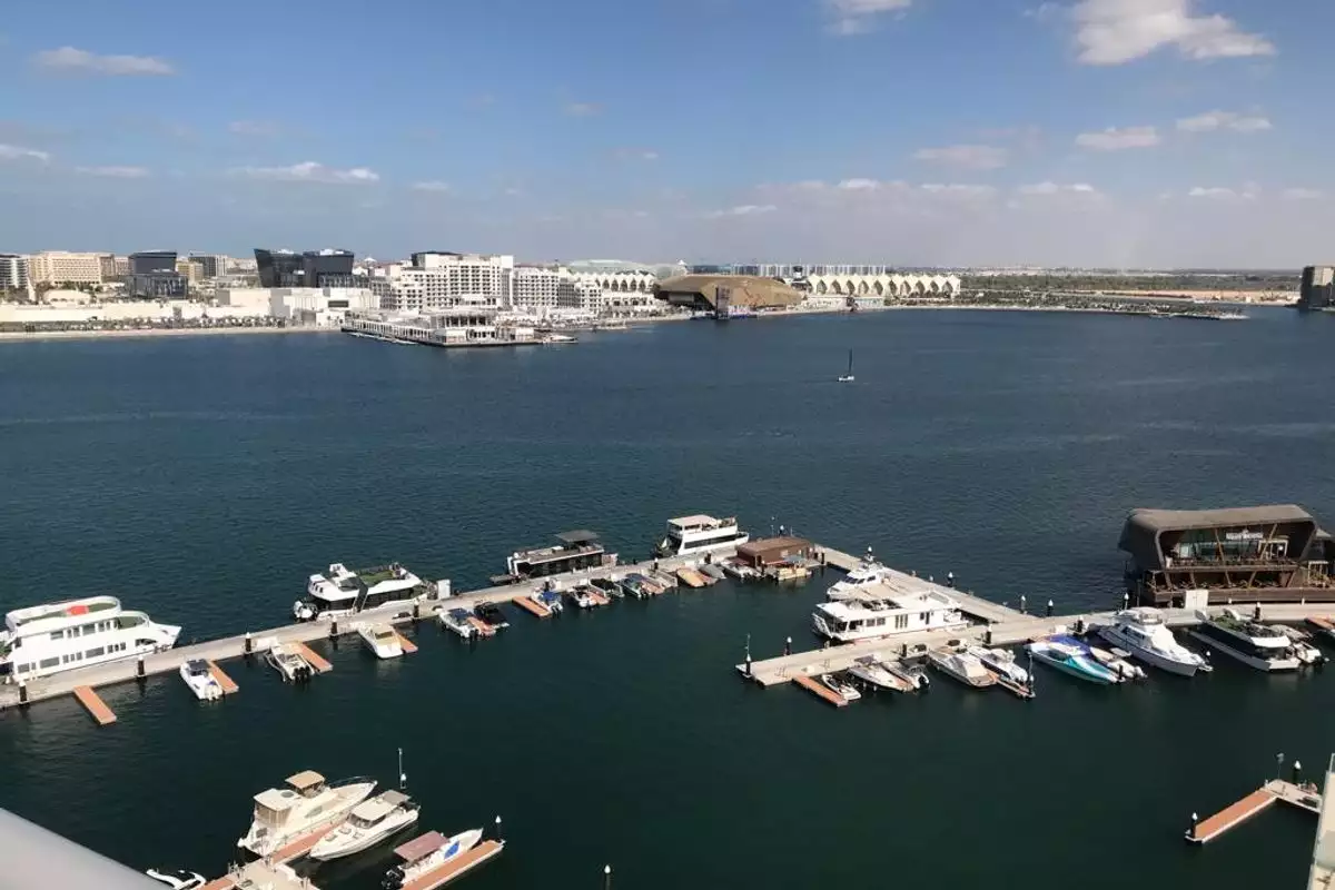 Квартира 326м² в ОАЭ, Абу-Даби. Стоимостью 1553190€ аренда фото-2
