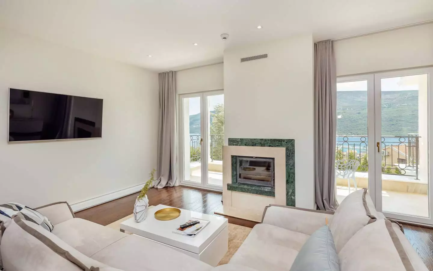 Квартира 1796м² в Черногории, Кумбор. Стоимостью 600000€ аренда фото-19