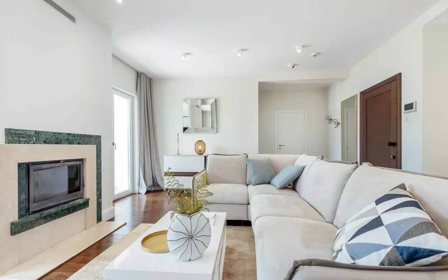 Квартира 1796м² в Черногории, Кумбор. Стоимостью 600000€ аренда фото-20
