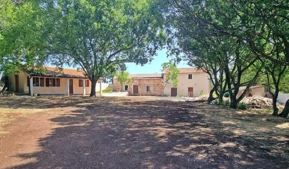 Вилла 240м² в Хорватии, Барбан. Стоимостью 690000€ аренда фото-1