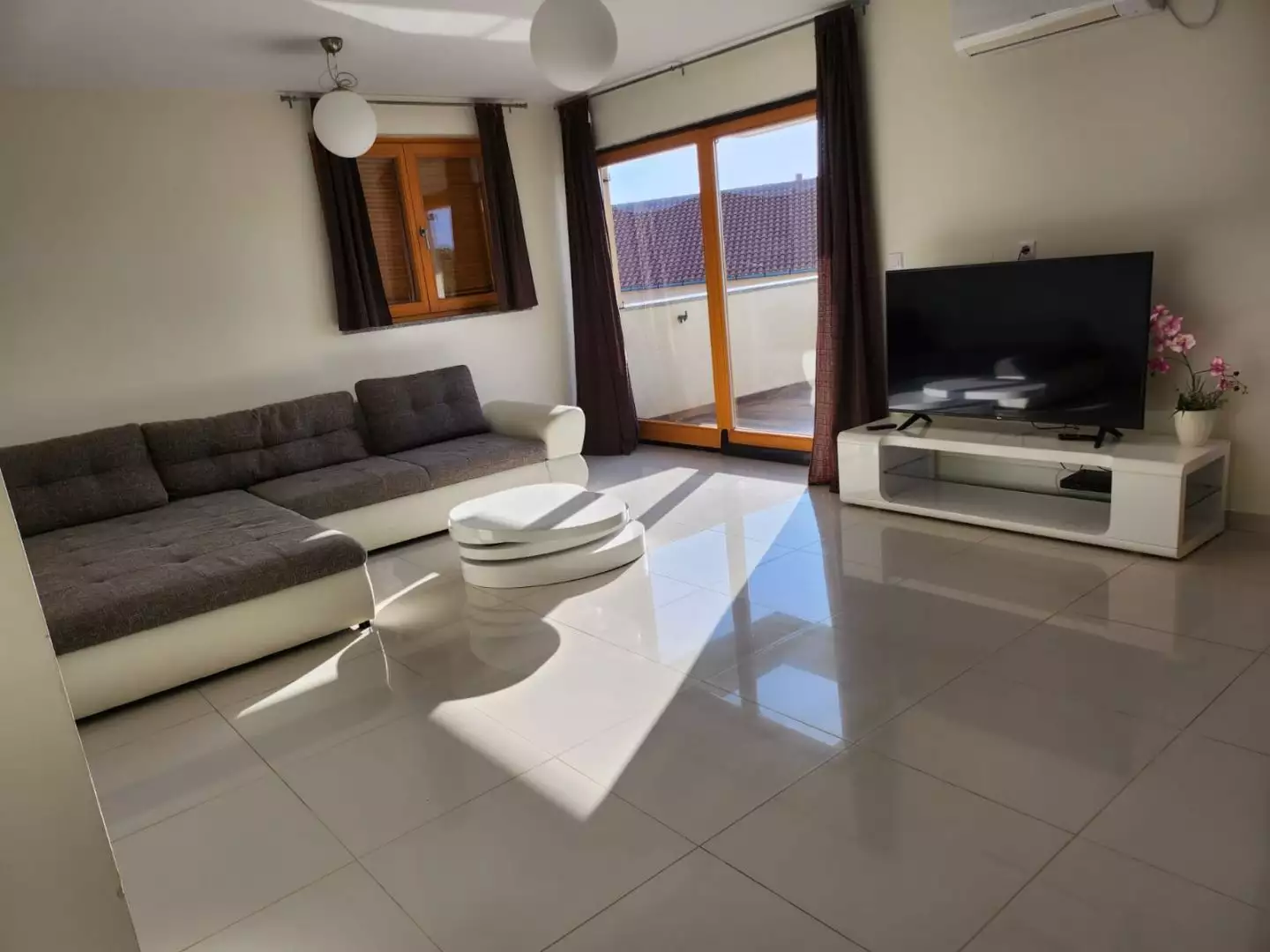 Отель, гостиница 300м² в Хорватии, Валбандон. Стоимостью 779000€ аренда фото-11