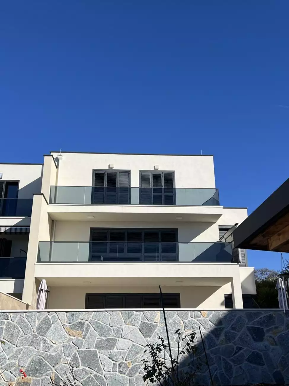 Вилла 303м² в Хорватии, Рогозница. Стоимостью 1099000€ аренда фото-4