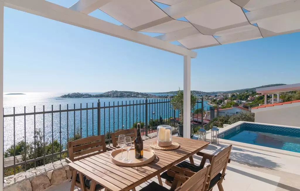 Вилла 115м² в Хорватии, Рогозница. Стоимостью 730000€ аренда фото-6
