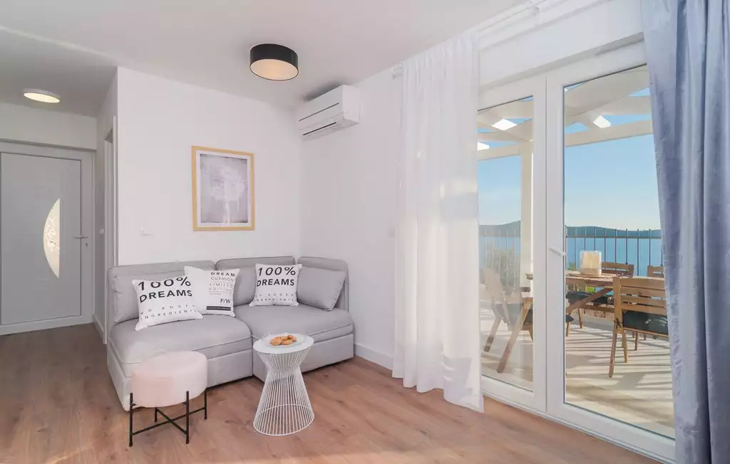 Вилла 115м² в Хорватии, Рогозница. Стоимостью 730000€ аренда фото-24
