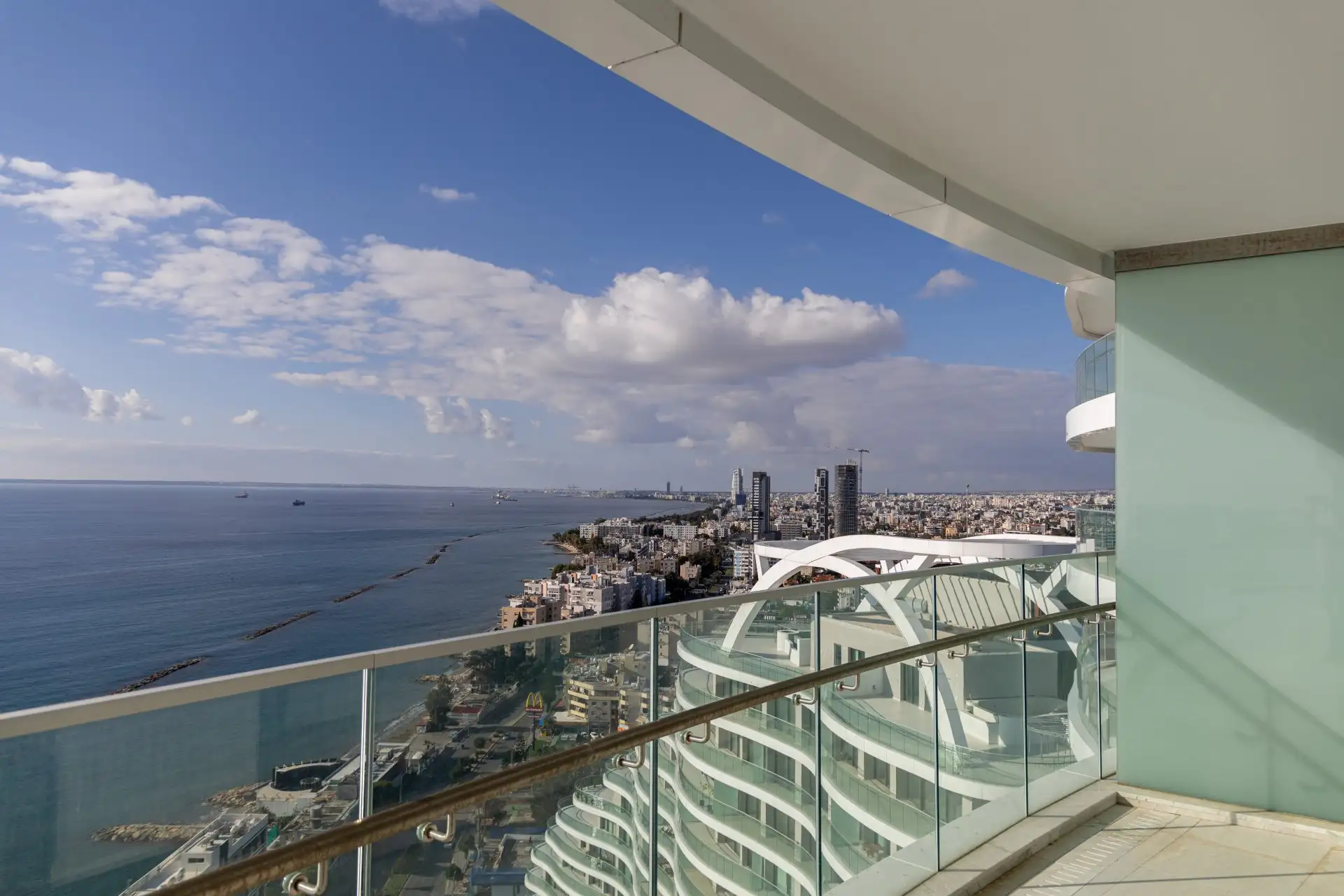 Квартира 90м² в Кипре, Лимасол. Стоимостью 3650000€ аренда фото-13