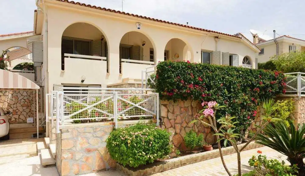 Вилла 90м² в Кипре, Корал Бэй. Стоимостью 693000€ аренда фото-1