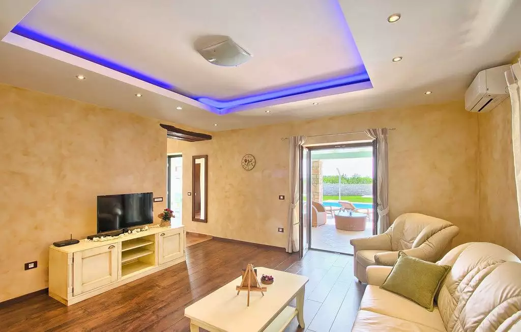 Вилла 250м² в Италии, Мутиньяно. Стоимостью 630000€ аренда фото-11