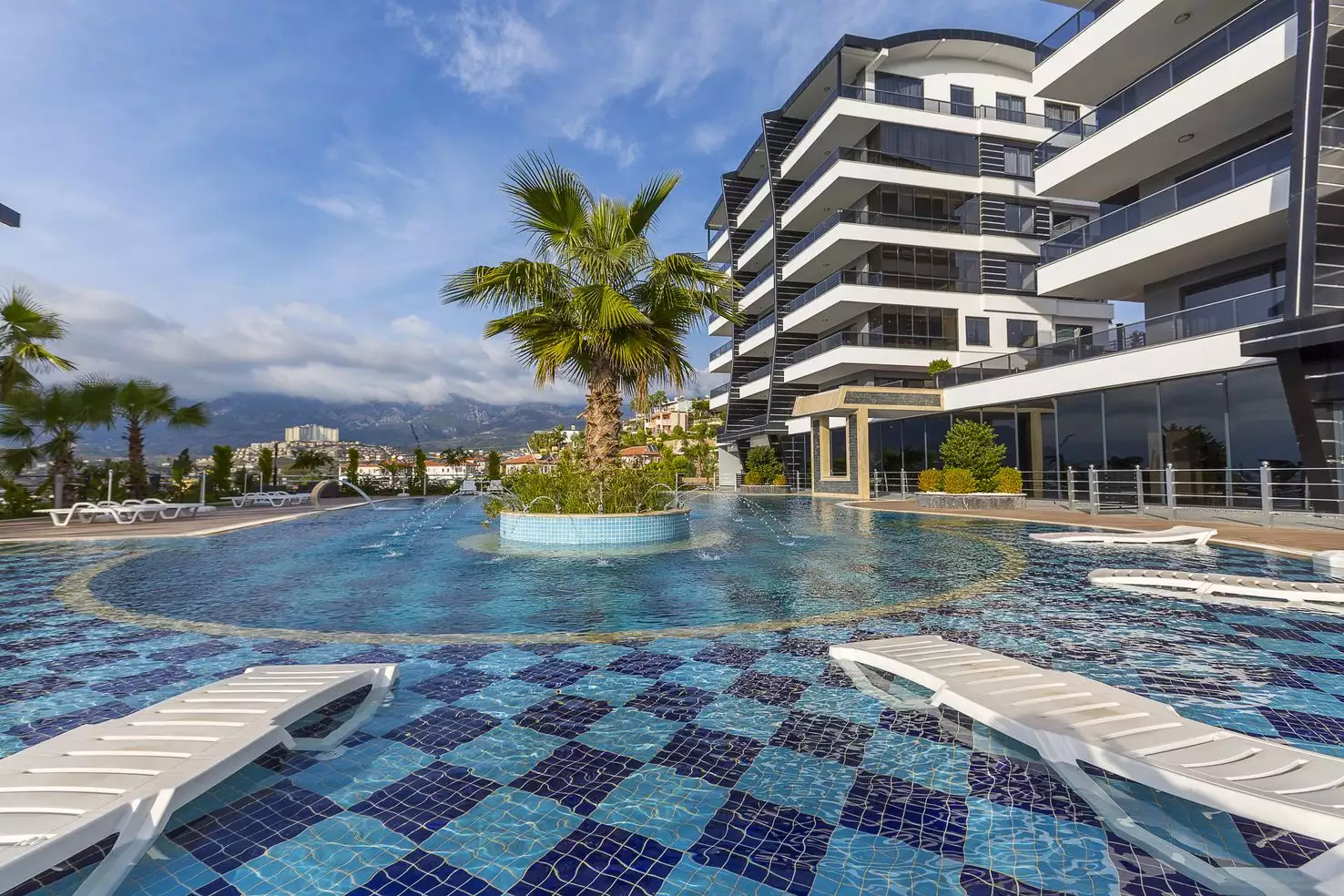 Квартира 65м² в Турции, Каргыджак. Стоимостью 309000€ аренда фото-1