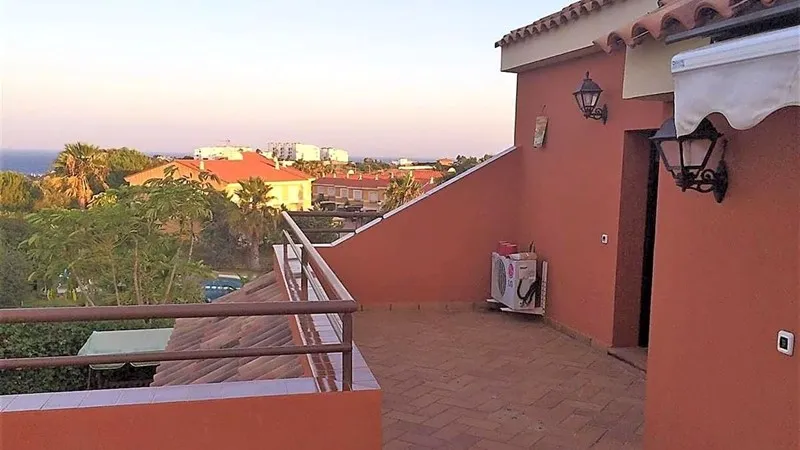 Дом 350м² в Испании, Манильва. Стоимостью 782711£ аренда фото-2