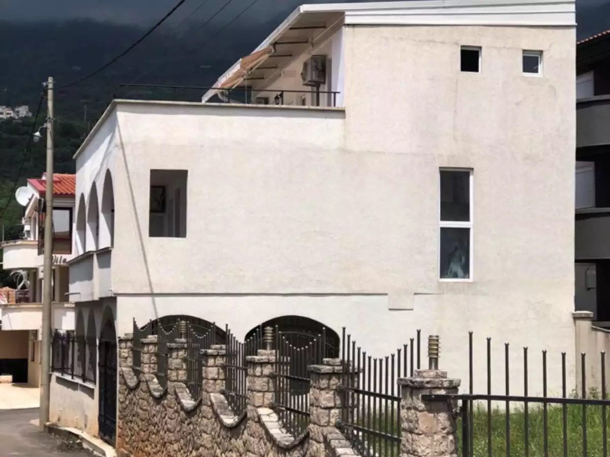 Отель, гостиница 120м² в Черногории, Добра Вода. Стоимостью 330000€ аренда фото-6