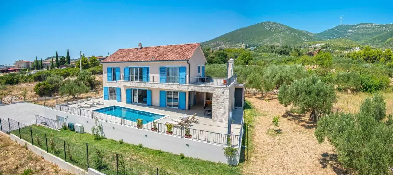 Вилла 277м² в Хорватии, Каштела. Стоимостью 1100000€ аренда фото-5